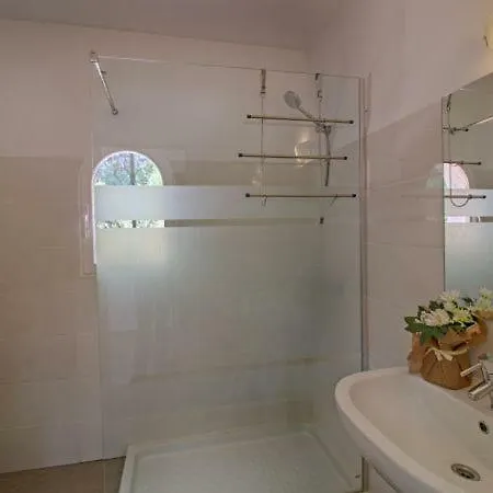 Sleeps 7 Pool Wifi Villa
